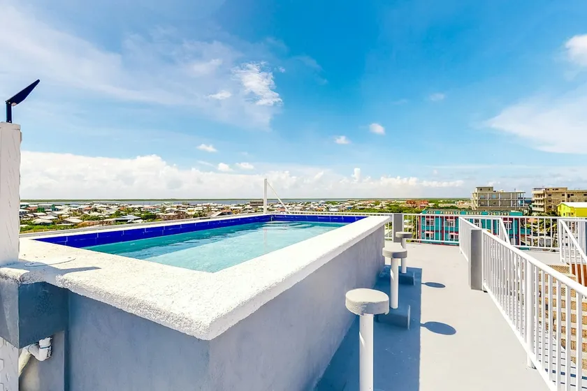 1BR Waterview | Patio | Partial AC | Near Ocean - Image 1
