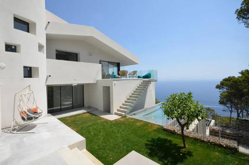 Holiday rental villa with swimming pool in Begur, Sa Tuna - Image 1