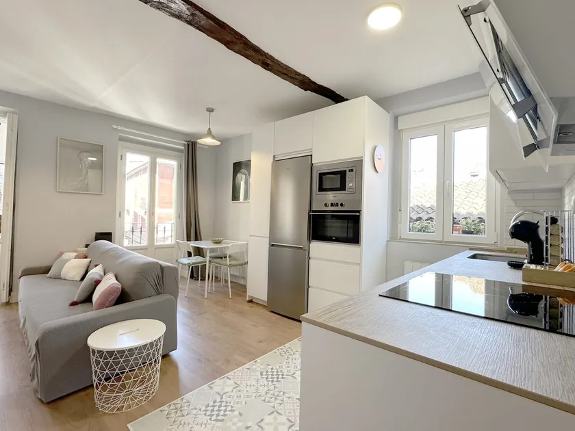 Apartment facing the Bizkaia Bridge, Bilbao - Image 1