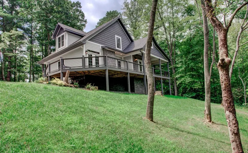 Mountain Home Near Asheville | Private Hiking - Image 1