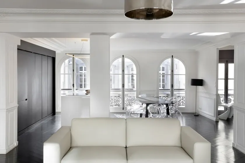 Bourse Spacious AC. Amboise by Habitat Parisien - Image 1