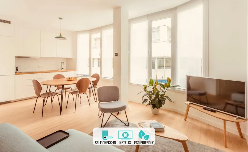 The Downtown Tower, La Torre apartment 2 - Image 1