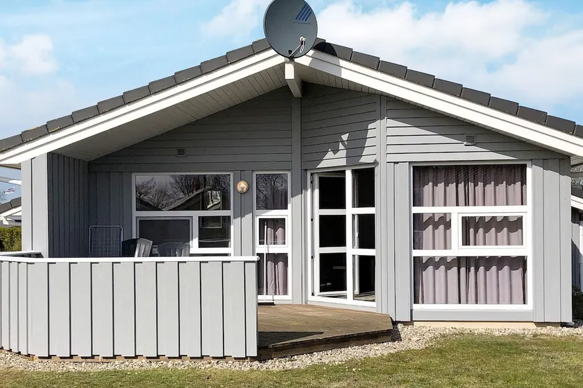 6 person holiday home in GROEMITZ - Image 1