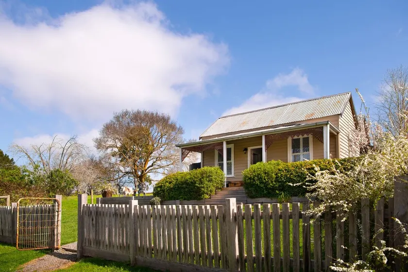 Table Hill Cottage - dog friendly retreat - Image 1
