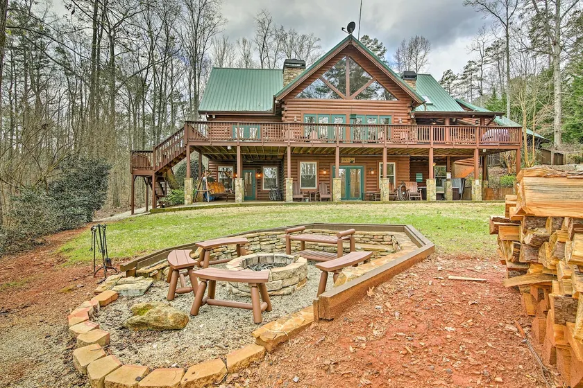 Lake Hartwell Lodge w/ Dock, Theater + Hot Tub! - Image 1