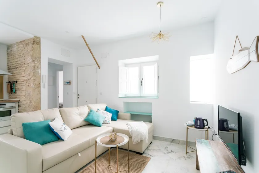 Fantastic penthouse in the old town by the beach - Image 1