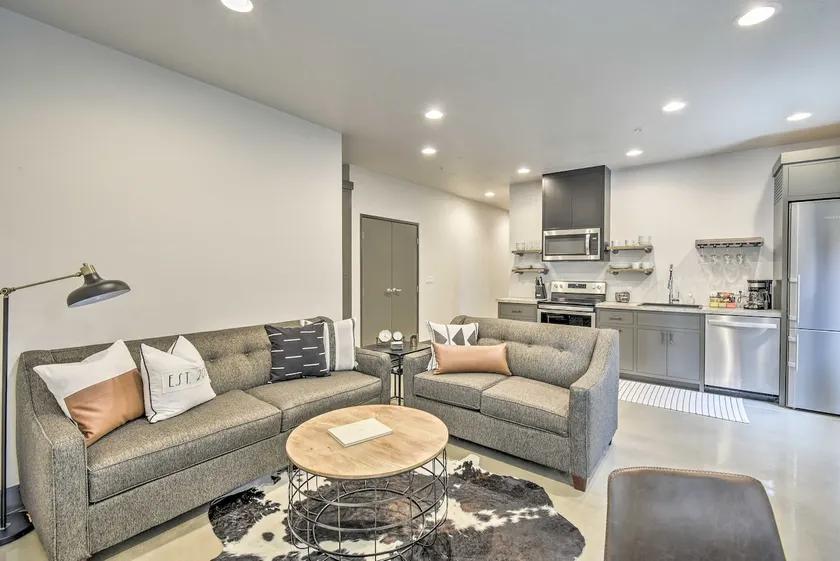 Elkhart Lake Townhome - 20 Mi to Sheboygan! - Image 1