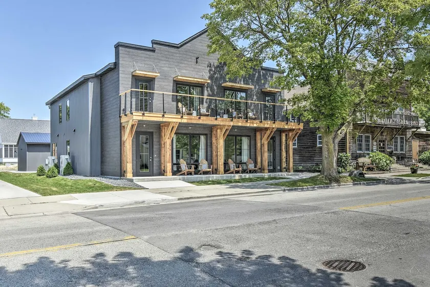 Elkhart Lake Townhome - 3 Mi to Road America! - Image 1