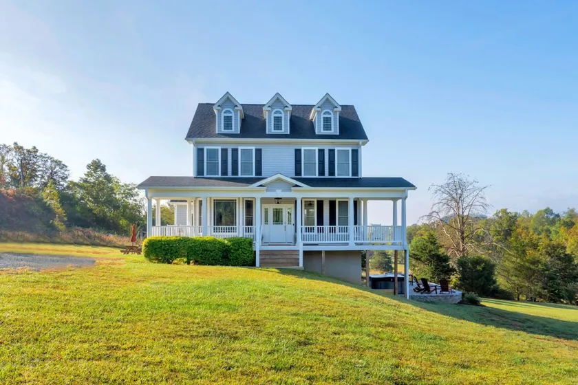 Clean family-friendly 5BR in the HEART of Virginia's Wine Country - Image 1
