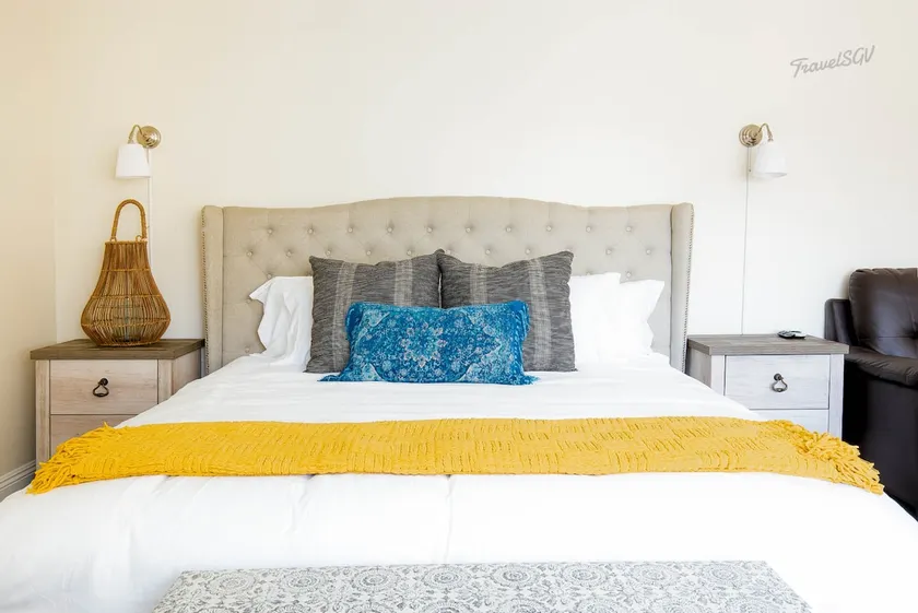 Cozy 1BR Nook + Parking + Near DTLA #TravelSGV - Image 1