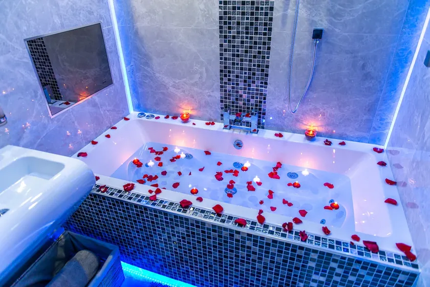 Aphrodite Suites - Imperial Suite Double JET BATH - Image 1