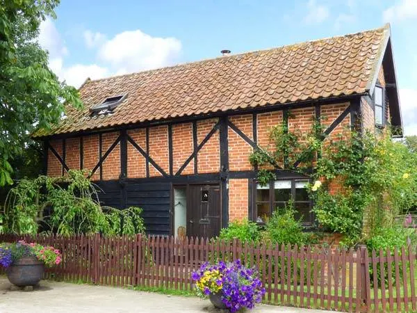 Nice cottage with garden | Dogs allowed - Image 1