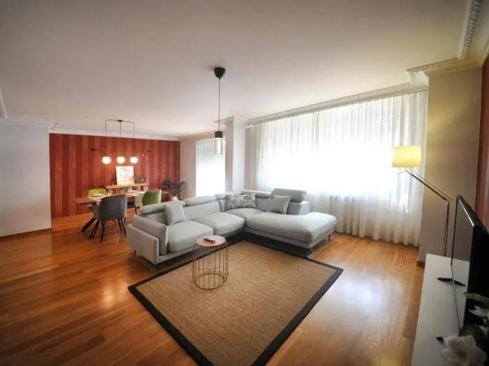Ample holiday apartment with 2 bedrooms for 4 persons - Image 1