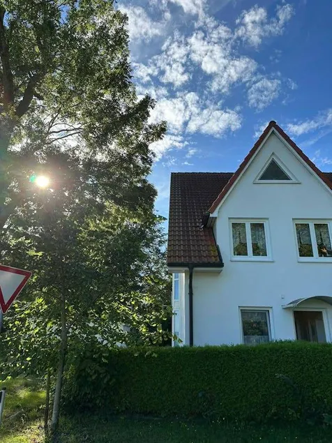 Fährhof, Wiek - Image 1