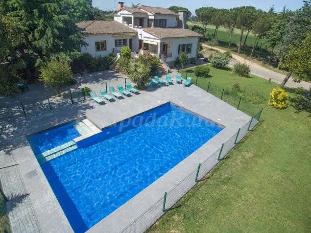 Cottage with garden, pool & sauna | Garden view - Image 1