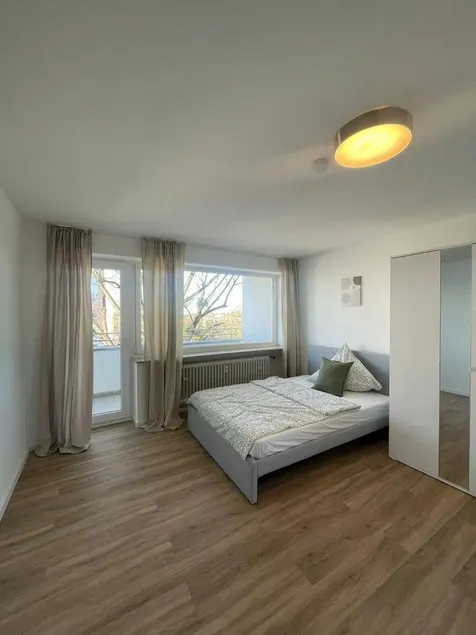 Linus-Funke-Weg, Munich - Image 1