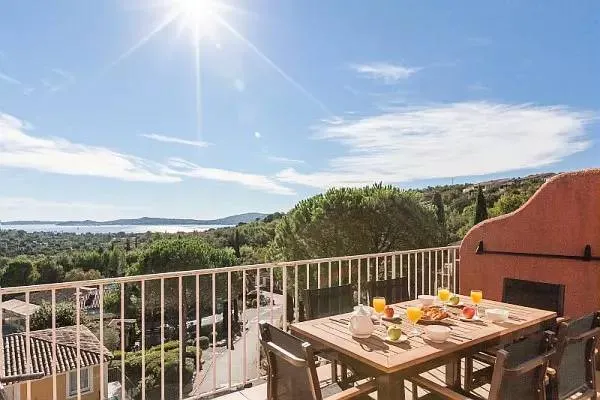 Duplex in Croix Valmer Near Lavandou Beach - Image 1