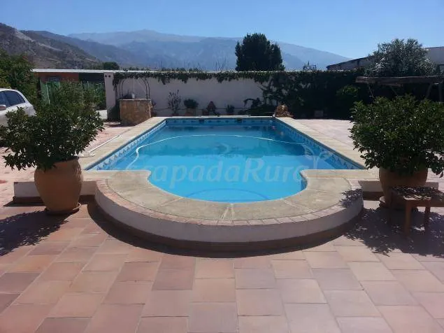 Child-friendly cottage with garden, terrace & pool | Mountain view | Dogs allowed - Image 1