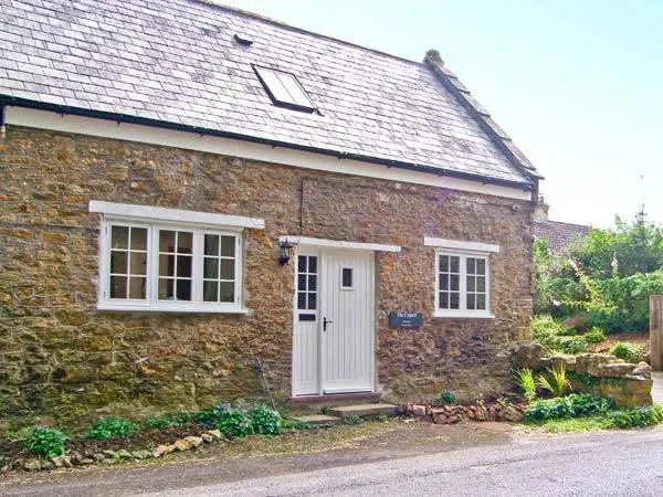 Cottage with garden - Image 1