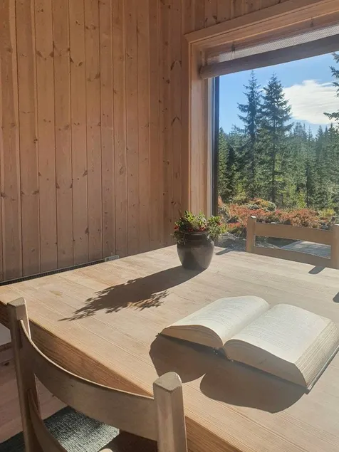 Holiday home with terrace & garden - Image 1