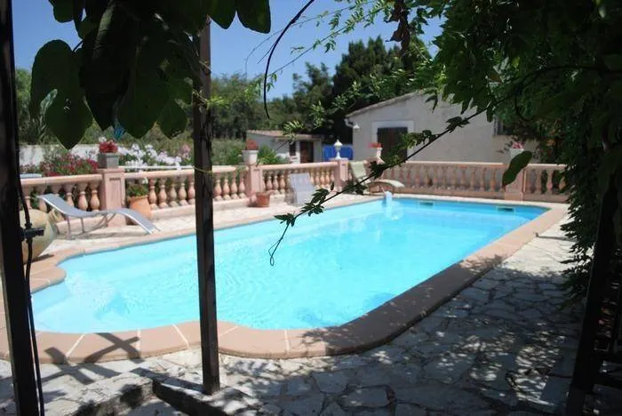 Villa entièrement équipée avec piscine privée, jardin et barbecue | Avec animaux autorisés - Image 1