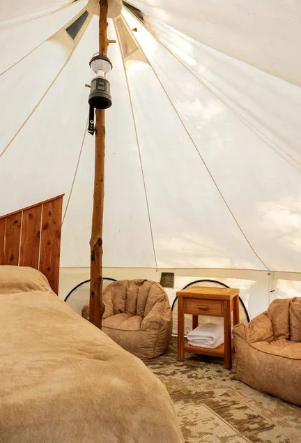 Cozy Bell Tent Retreat with Oak Bar Deck near Nature Trails, Honey Grove, TX - Image 1