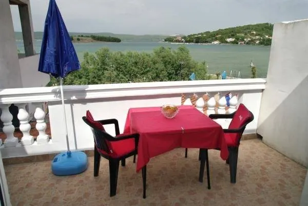 Studioapartment in Pašman mit Meerblick, Balkon, Klimaanlage, W-LAN (4650-1) - Image 1