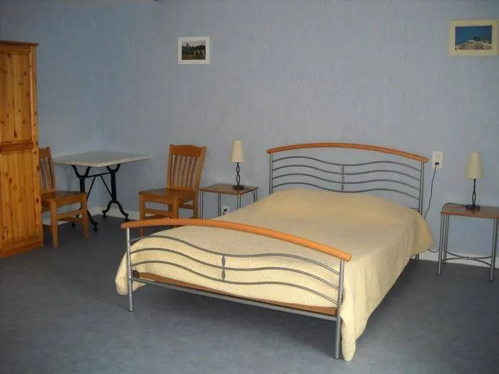 Dedicated room with barbecue, garden & terrace | Mountain view - Image 1
