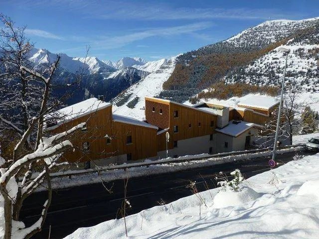 2° piano, balcone, televisione, armadietto per gli sci, 30m², Alpe d'Huez - Image 1