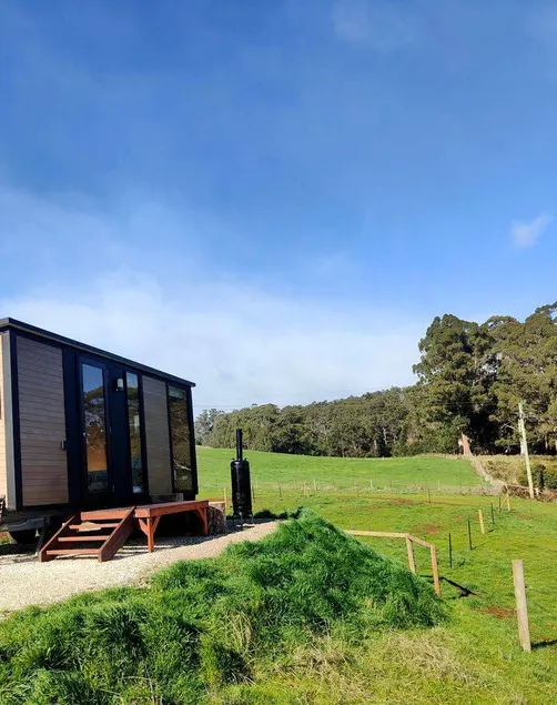 Riverside Tiny House Retreat on Forth River with Scenic Views in Tasmania - Image 1