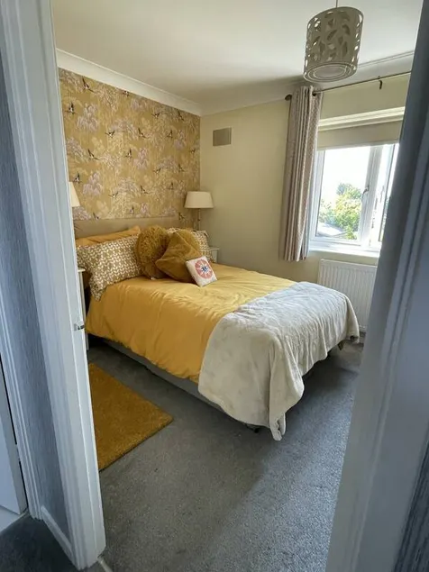 Private room with garden - Image 1