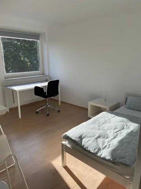 Flat for 1 person - Image 1