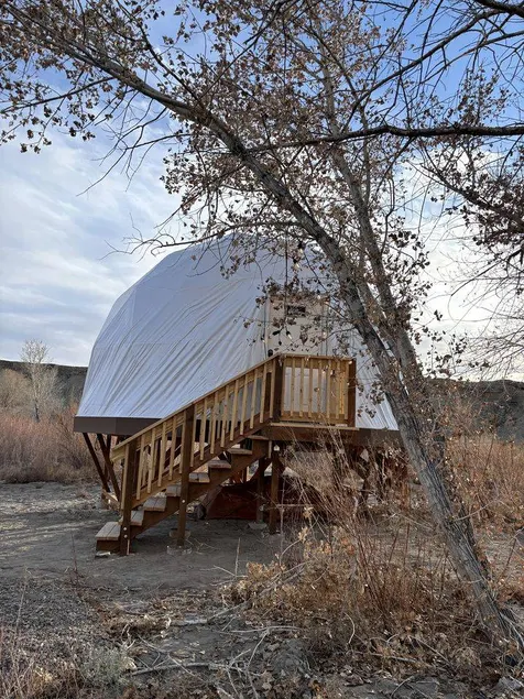 Amazing Dome with Stunning Sights in Wayne County, Utah - Image 1