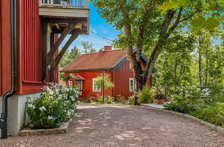 Child-friendly house with barbeque & terrace - Image 1