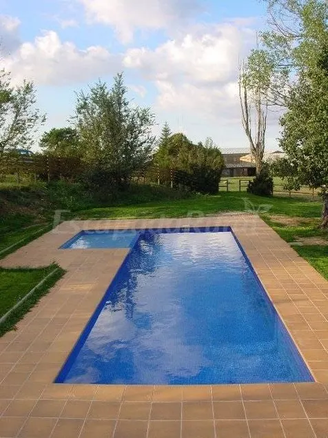 Cottage con barbecue, piscina e giardino | Vista sul giardino | Ammette animali domestici - Image 1