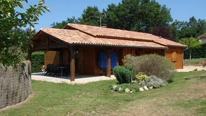 Chalet with private pool, garden & barbecue | Garden view - Image 1
