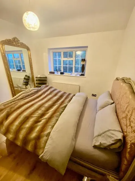 Dedicated room with garden, BBQ & terrace - Image 1