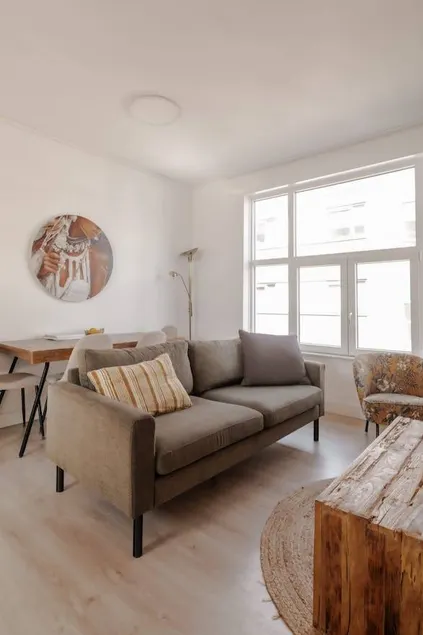 Fully equipped pleasant flat - Image 1