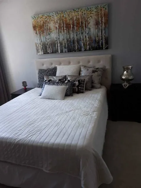 Habitación en casa de familia - Image 1