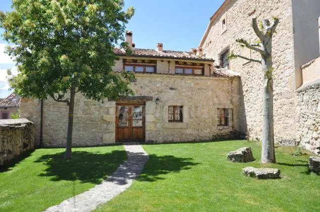 Cottage with garden | Nature view - Image 1