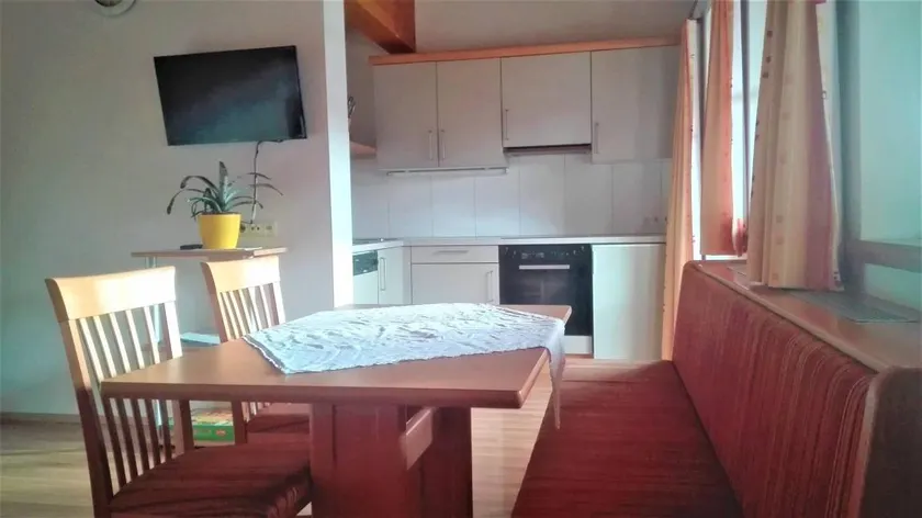 Magnifico appartamento accogliente e familiare con sauna | Sci vicino | Perfetto per il lavoro da remoto - Image 1