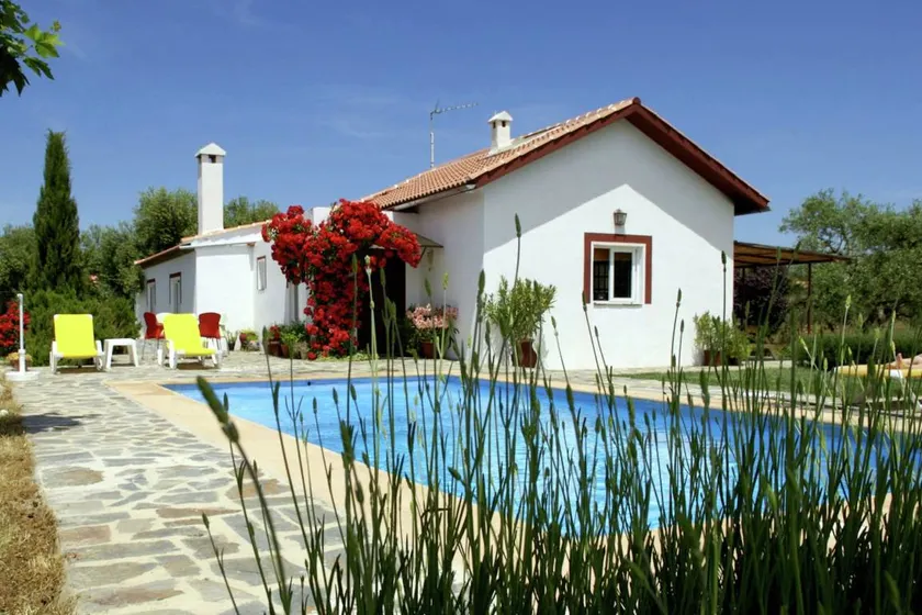 Fully equipped wonderful cottage with garden, private pool & BBQ | Nature view | Pets allowed - Image 1