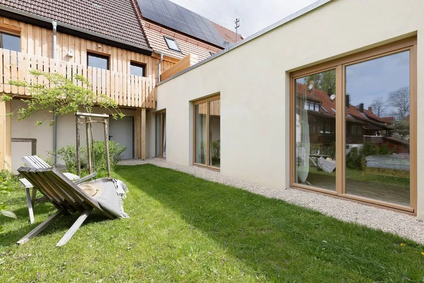 Flat with terrace & garden | Garden view - Image 1