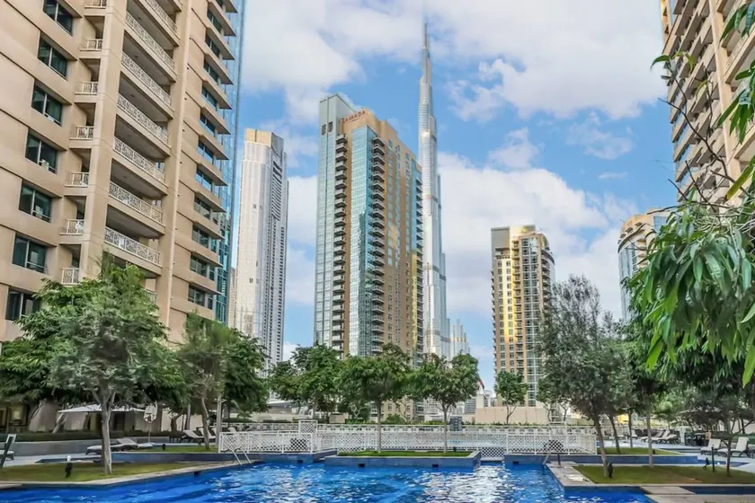 Holiday apartment with pool | Near Burj Khalifa - Image 1
