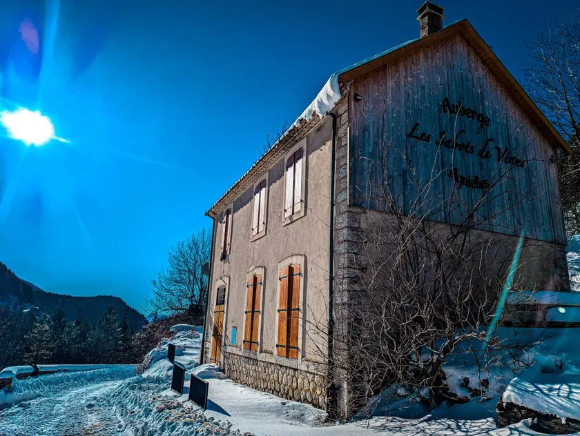 Gîte 'Les Sabots De Vénus': Bergblick, Private Terrasse & WLAN - Image 1