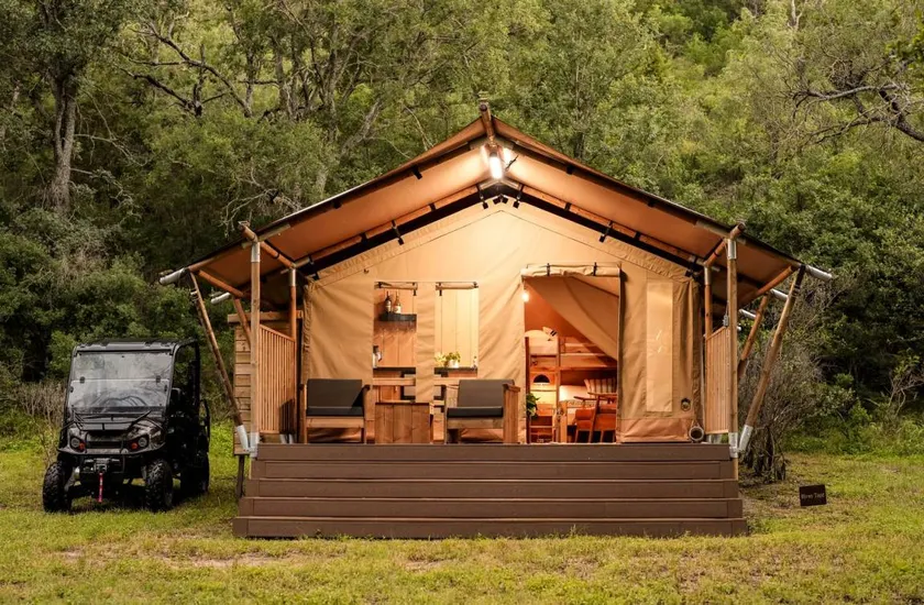 Beautiful Safari Tent Nestled Amidst Trees in San Saba, Texas - Image 1