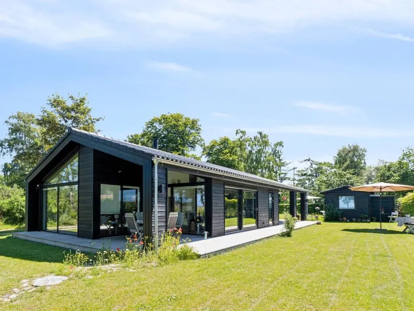 Holiday home with terrace & BBQ | Sea view - Image 1