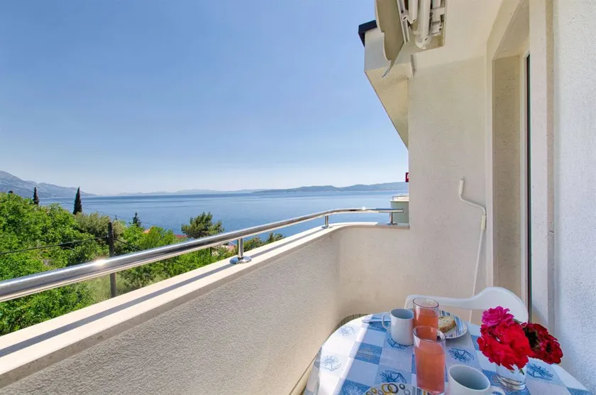 Holiday apartment with barbecue | Sea view - Image 1