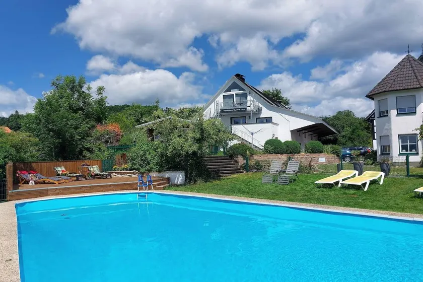 Child-friendly wonderful flat with barbecue, garden & pool | Nature view | Dogs allowed - Image 1