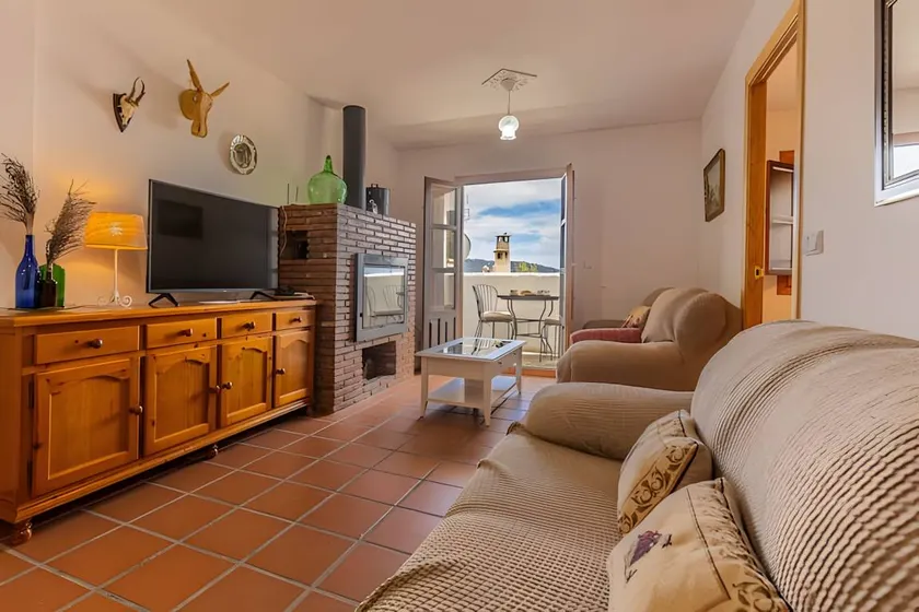 House with pool & terrace | Mountain view - Image 1
